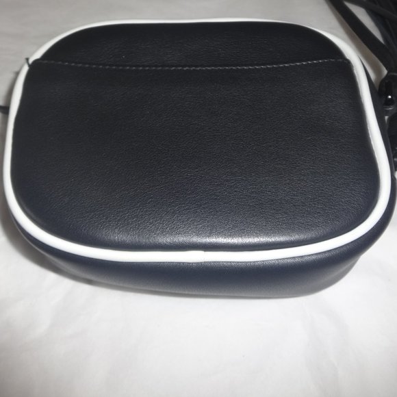 SAINT LAURENT YSL Mini Blogger Bag PTR425317 1216 - Picture 8 of 14